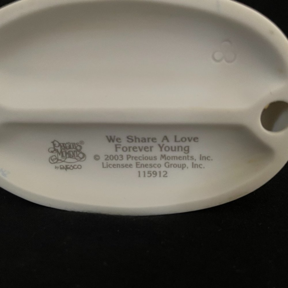 Precious Moments We Share A Moment Forever Young Porcelain Figurine - Picture 4 of 4